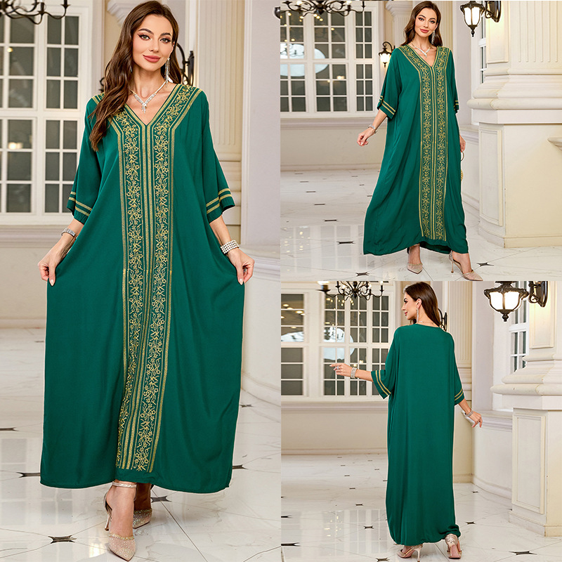 Embroidery Kaftan - Narzutki na strój kąpielowy z haftem,