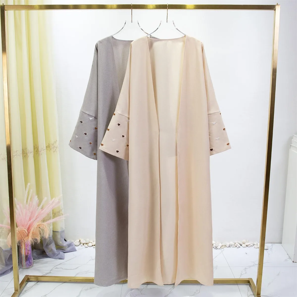 Embroidery Kaftan - Kobiety Jilbabs otwarty przód Abaya z