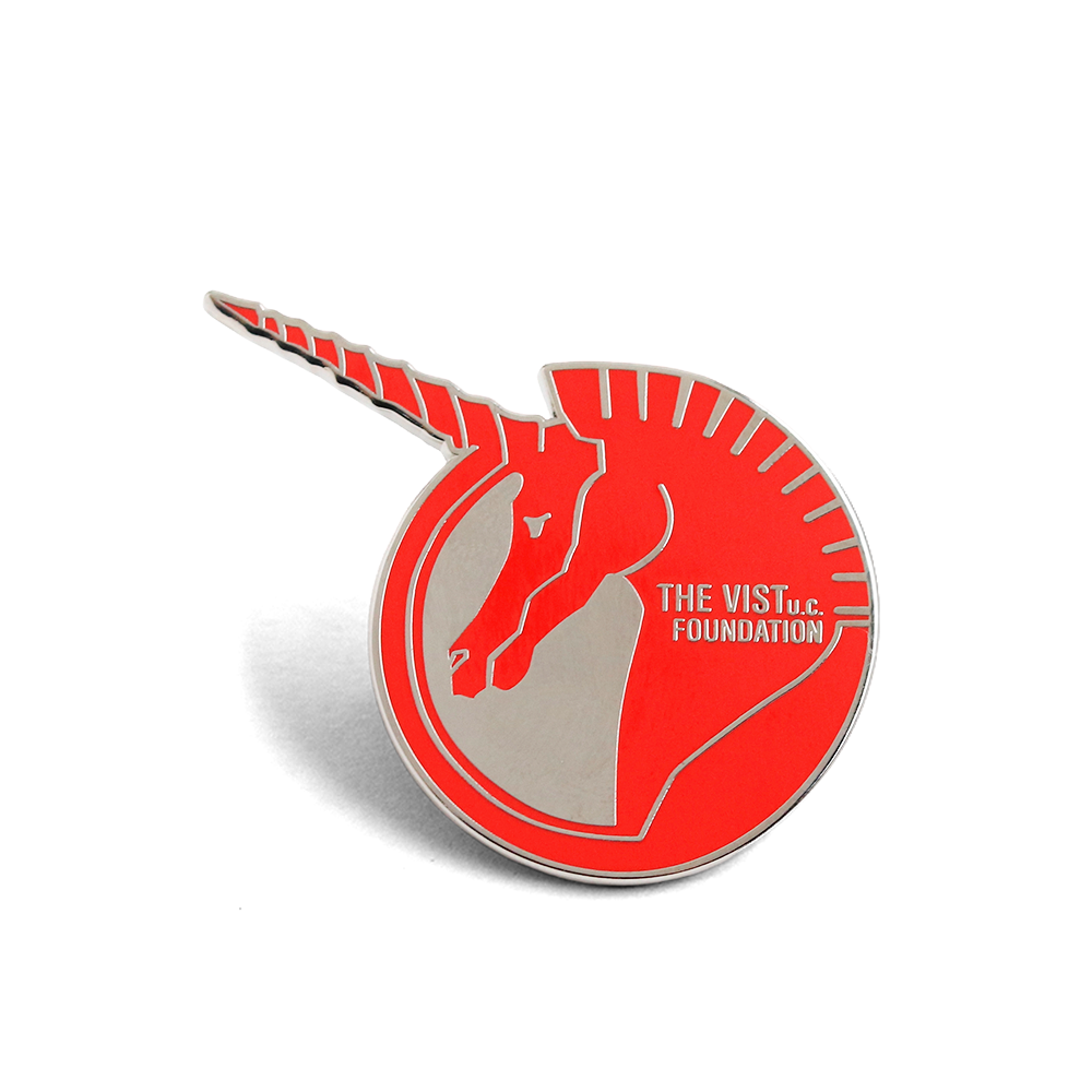 Przypinka emaliowana z logo Vi – Embroidery Unicorn recenzja i cena