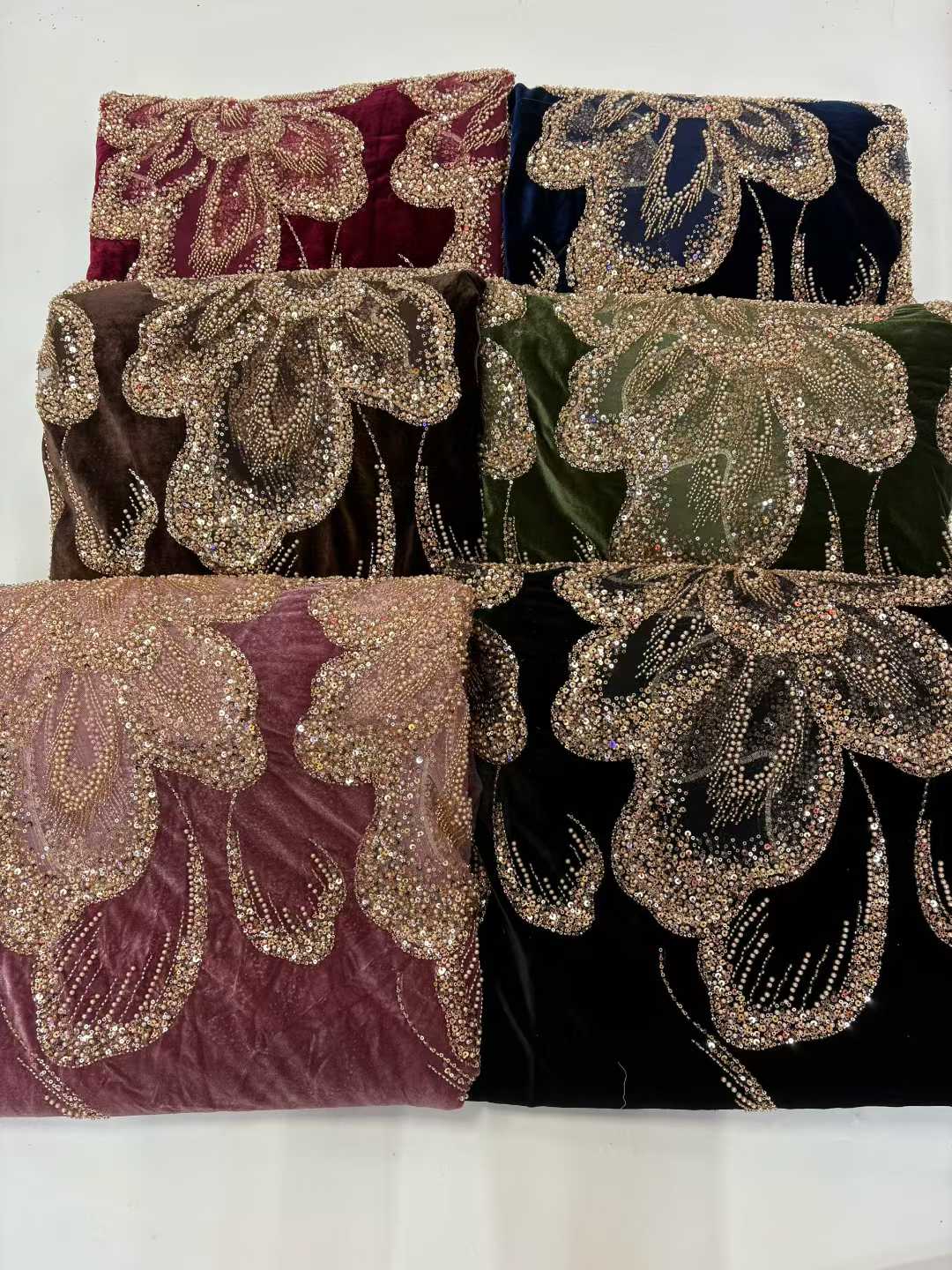 Afrykańska aksamitna koronka z – Velvet Fabric Embroidery recenzja i cena