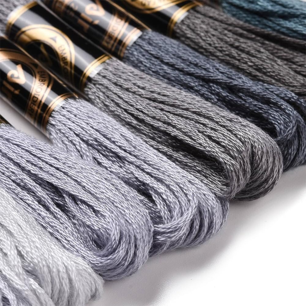 8 wężyków 70 jardów Szare bran – Embroidery Stitches recenzja i cena