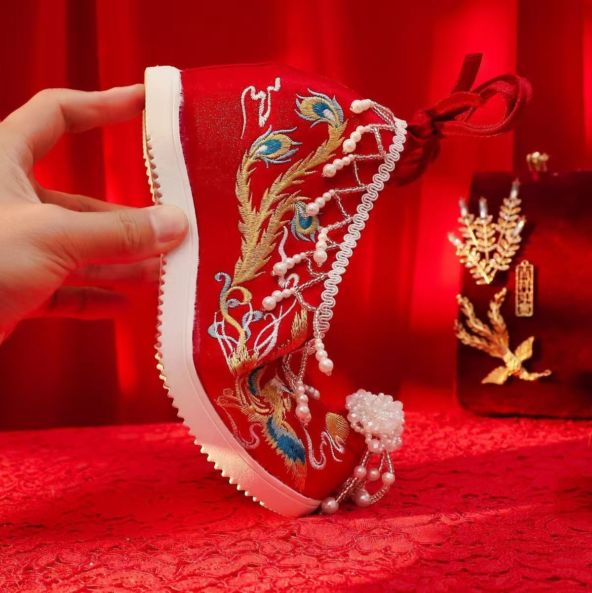Damskie Nowe Czerwone Haftowan – Embroidery Beads recenzja i cena