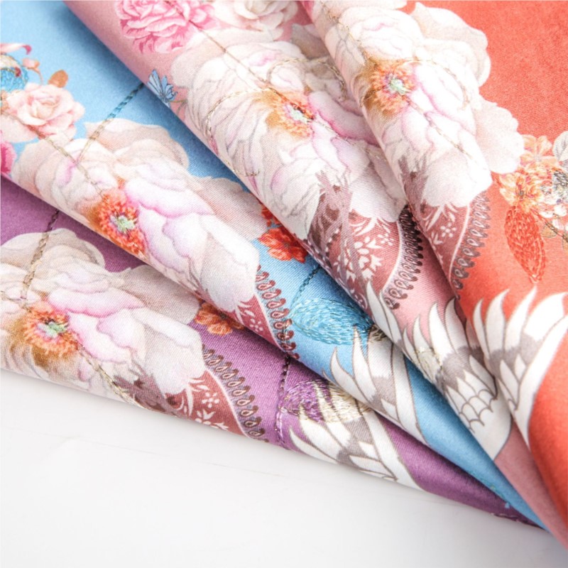 Aplikacje z pereł, aksamit, tk – Velvet Fabric Embroidery recenzja i cena